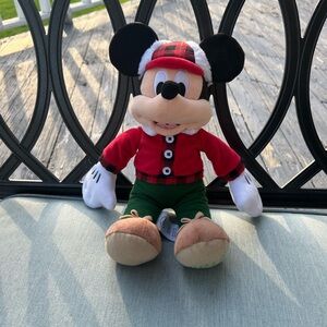 Disney Store 2018 Holiday Mickey Mouse Plush Toy Hunter Plaid Hat